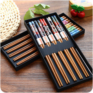 5 Pair Set Bamboo Chopsticks Tableware Non-Slip Japanese Natural Wood Sushi Food Multi Color Household Long Chopsticks Set2026
