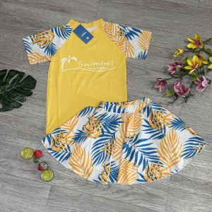 Đồ bơi bé gái 2 mảnh áo tay ngắn quần đùi váy họa tiết nhiều màu chất liệu thun lạnh thoáng mát BINSPORTS BB053