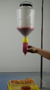 3L Large Capacity Hanging Sauce Dispenser Refillable Sauce Storage Bottle Food Grade Tomato Salad Dressing Squeeze Bottle for Kitchen