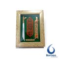 Hiasan Pigura Miniatur Mandau Tameng Khas Dayak Kalimantan Ukuran Besar. 