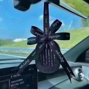 LZD  Diptyque Diptyue Car Aromatpy Supplement Solid Jasmine Scented Green Tea Car Air Outlet Pendant Aroma Diffuser