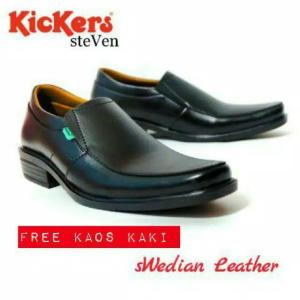 Sepatu Pantofel Kickers Steven Casual Slop Black Pria (FREE KAOS KAKI)