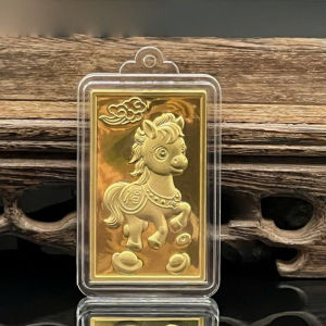 Móc Khóa Ngựa Vàng May Mắn 2026 – Trang Trí Túi & Điện Thoại HT