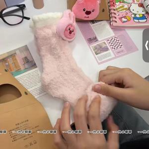 XY Christmas Loopy presentation box socks Coral velvet winter thickening warm cartoon cute stockings YX