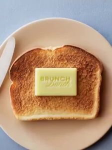 New Arrival Owala FreeSip 24/32oz Brunch Bunch Cream Yellow Kitchen Food Bottle