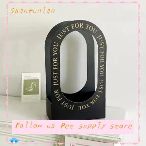 🎁【Special price】🎁Sha ตะกร้าดอกไม้แบบพกพา1ชิ้นถุงห่อดอกกุหลาบกล่องของขวัญสำหรับงานแต่งงานวันเกิดวันคริสต์มาสปาร์ตี้ช่อดอกไม้ตกแต่ง