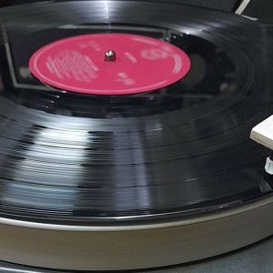 บารเลง Latin Lightly Latin 000032 แผ่นเสียง Vinyl Lp 33 rpm สภาพดี ตรวจสอบแล้วมีลองฟัง