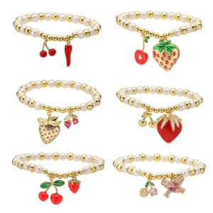 Fashion Charm Bracelet Symbolizing Sweetness and Good Fortune Suitable for Youthful Women and Fashion Enthusiasts