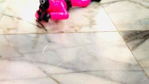 หุ่นสควิดเกมส์คลานได้ มีเสียงมีไฟ