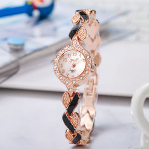 New style creative womens watch female bracelet with steel strap student watch niche style high-end fashion watch