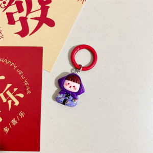 AHOURR การ์ตูนสาวอีสานพวงกุญแจดอกไม้เสื้อผ้าฝ้ายน่าเกลียดน่ารักรวยจี้สาว