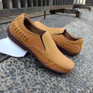 Sepatu Slip-On Kulit Pria Sepatu Santai Pria Sepatu Semi Formal Pria Sepatu Kasual Pria