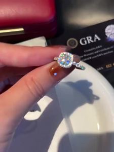 s925 Sterling Silver Moissanite Ring Jewelry for Women Niche High-End Light Luxury Style Sugar Cube Jewelry Gift