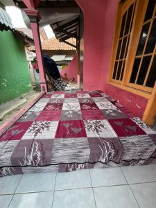 [BUNGA NADIA MAROON] SARUNG KASUR RESLETING BAHAN CATTON DISPERSE