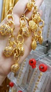 สต็อคเข้าเพิ่มแล้วจร้าสร้อยข้อมือแฟชั่น ห้อยตุ้งติ้งลายใบไม้ มีที่นี้ทีเดียว เพราะเราสั่งทำพิ