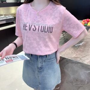 AMMIN เสื้อเบลาส์แฟชั่นเสื้อยืดคอกลมเรียบง่ายสำหรับฤดูร้อนเสื้อเบลาส์ปักลายดอกไม้เสื้อยืดผ้าฝ้ายผู้หญิงสไตล์เกาหลีพร้อมตัวอักษรสีชมพูหวานแหววววว2024