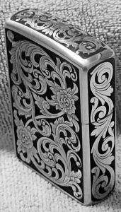 Zippo Armor Case Brushed chrome 162 ของแท้ สีเงินด้าน ยิงเลเซอร์ ลายดอกพุตตาล 5 ด้าน