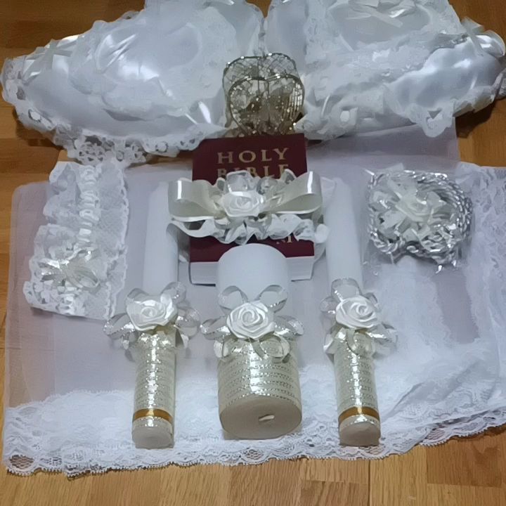 Wedding Decor with Holly & Bible: A Comprehensive Guide