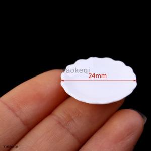 [COD] Yaokeqi 2Pcs 1:12 Dollhouse Miniature Plate Dessert Lace Dish Tableware DecorToy