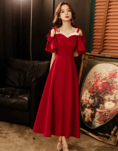 Cocoepps váy dạ tiệc cao cấp ĐầM Dạ HộI của phụ nữ mới cô dâu bánh mì nướng ăn mặc thường có thể mặc đám cưới chị em nhóm Váy Yếm 新年衣服 2024 女装