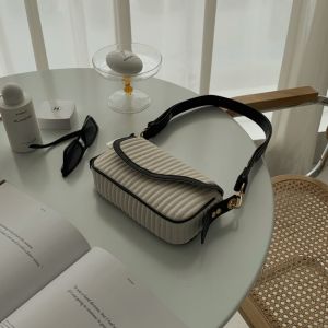 CC SIGNATURE MINI