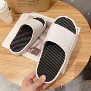 [Free Shipping] Simple and stylish outdoor slip-on sandals for summer Ins-style thick-soled two-tone couples sports striped home slippers