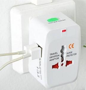 Universal Travel Adaptor Internasional 2 port Usb Charger Adapter Stop Kontak