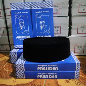 Peci anak-anak dan Dewasa hitam Polos AC tinggi 9 cm