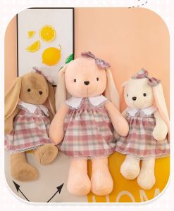AOJU ตุ๊กตา ตุ๊กตากระต่ายหูยาว 35 ซม. พร้อมชุด ตุ๊กตากระต่ายน่ารัก ตุ๊กตากระต่ายบอนนี่น่ารักของเล่นเด็ก ของเล่น ของขวัญสำหรับเด็ก Zanzancc