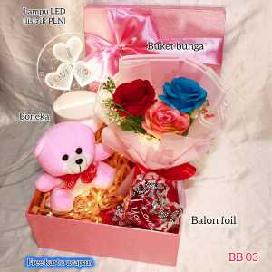 Gift Set Box Hampers Kado Hadiah Momen Spesial Cewek – Gift Box & Hampers Eksklusif Spesial untuk Orang Tersayang – Kado Romantis Ulang Tahun & Anniversary – Hadiah Ulang Tahun Wisuda Anniversary Pasangan Teman Sahabat Rekan dan Kolega (Type SR BB)