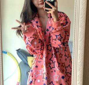 B124  เสื้อแขนยาว มีฮู้ด ซิปหน้า Oversize (อก 50 นิ้ว) พิมพ์ลายดาวทั้งตัว มีกระเป๋าข้าง ผ้าคอตตอล เนื้อผ้าดี ผ้าไม่ยืด สินค้าพร้อมส่ง