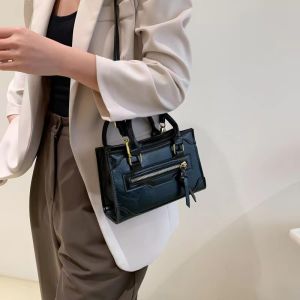 กระเป๋าคล้องแขน กระเป๋าแฟชั่นผู้หญิงงานหนังนิ่ม