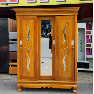 Lemari Baju Kayu 3 Pintu Sliding1
