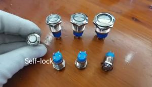 ไฟวงแหวน 12 มม. หัวสูง หัวแบน สี่ขา รีเซ็ตตัวเอง ล็อคตัวเอง สวิตช์ปุ่มโลหะกันน้ำ