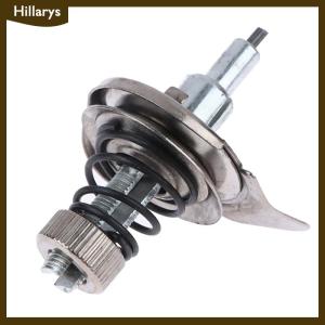 [Hillarys] จักรเย็บผ้าในครัวเรือนเก่าด้ายที่หนีบปรับความตึงเท้าบนอุปกรณ์ตกแต่งบ้านแบบเก่า