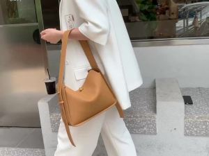 New Genuine Leather Luxury Designer Women Shoulder Crossbody Bags Cowhide Ladies Large Capacity Tote Bag Fashion Handbag