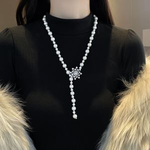 Dây chuyền dài sang trọng bằng hạt thủy tinh Shijia dành cho nữ đơn giản và đa năng dây chuyền phối áo len mùa thu đông phụ kiện thời trang cao cấp độc đáo. 2026