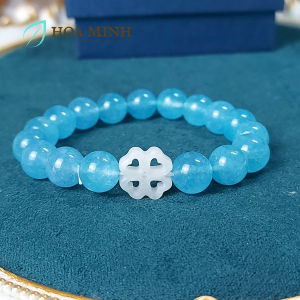 Vòng tay đá Aquamarine Ngọc Hải Lam size hạt 10 li phối charm bạch ngọc cỏ 4 lá may mắn hợp mệnh Thủy Mộc Kim | Hoa Minh Gem