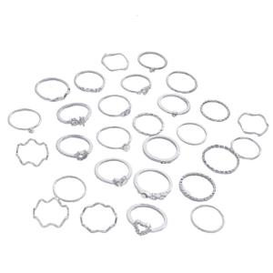 28 Pieces Fashionable Waving Rings Set With Heart Styles and Rhinestones Detailing for Romance Styles Casual Wear