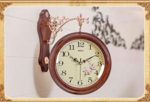 Gaya eropah Retro Double Sided Wall Clock-moden kuarza bisu jam kreatif mewah Wall Hanging jam hiasan rumah 360 ijazah putaran