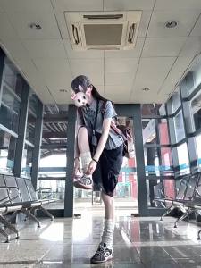 บลูแพลดเสื้อเชิ้ตแขนสั้นสำหรับผู้หญิง สไตล์ใหม่ฤดูร้อน คอปกพับได้ กระชับเอว สไตล์เกาหลี