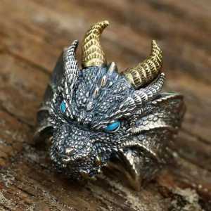 Cincin Naga Mata Merah & Biru / Draconic Dreadnaught Gaya Retro Pria Vintage Model Terbuka