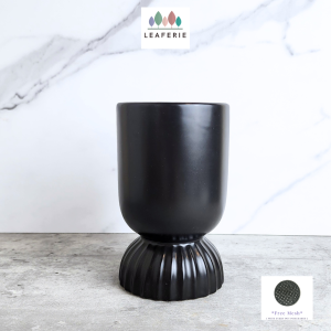The Leaferie Velora ceramic pot flowerpot flower plant pots planter planters