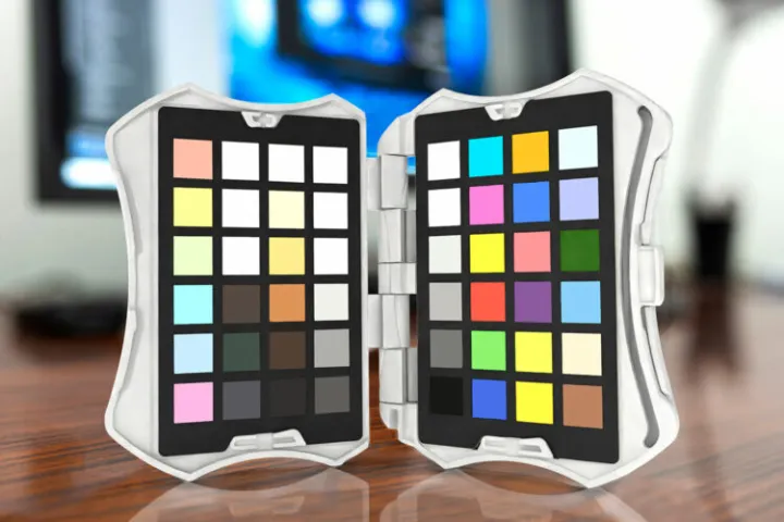 Datacolor Spyder Checkr Photo for Color Accuracy & Consistency, Portable Color Matching Tool with 62 Color Targets, Color Correction Chart, Color Card for