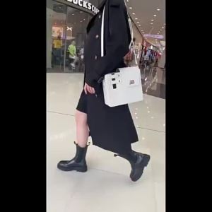 กระเป๋าสะพายข้างผู้หญิง หนังกลางแจ้ง พกพาสะดวก กระเป๋าเก็บแก้วน้ำ กระเป๋าสะพายข้างพร้อมที่ใส่ขวดน้ำสำหรับผู้หญิง