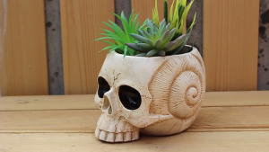 Halloween Skull Planter Resin Skeleton Model Flower Pots Container Indoor and Outdoor Container Home Garden Office Decor