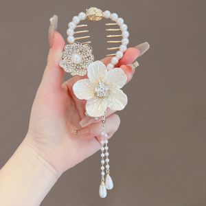 คลิปหนีบผมหางม้าไข่มุกคาเมลเลียกิ๊บไข่มุกสำหรับติดผมพู่กิ๊บหนีบผมเครื่องประดับผมทรงผมปรีดา