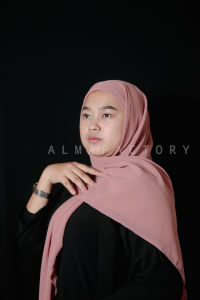 Hijab Segiempat cerutybabydoll / bella square ceruty 115 x 115