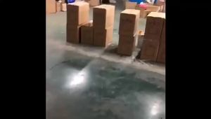 [ จัดส่งด่วน ] เครื่องม้วนผมแบบพกพาแบบชาร์จไฟอัตโนมัติ เครื่องม้วนผมอัตโนมัติแบบไร้สายอัจฉริยะ