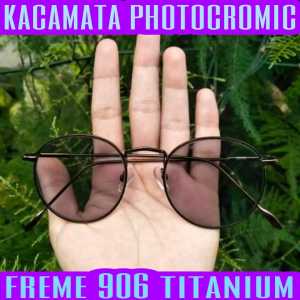 HARAPAN MAMA KACAMATA TERLARIS ALA KOREA.KACAMATA LENSA PHOTOCROMIC Pria DAN Wanita.FRAME TITANIUM.FREE BOX DAN LAPUtama Bisa(COD)..